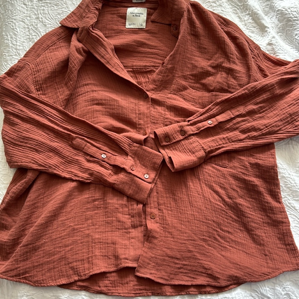 A&F button up top